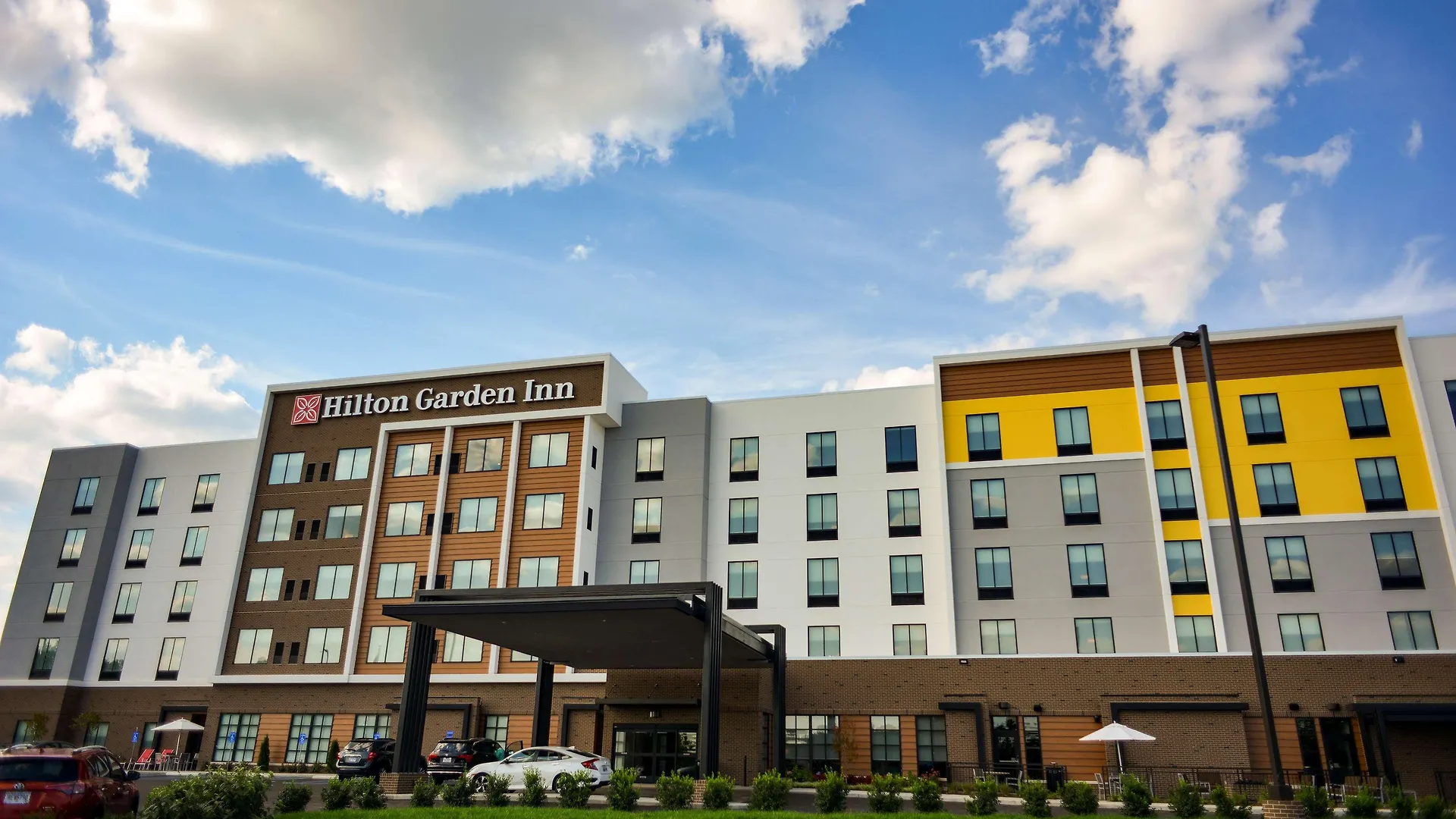 Hilton Garden Inn Louisville Mall Of St. Matthews contacts