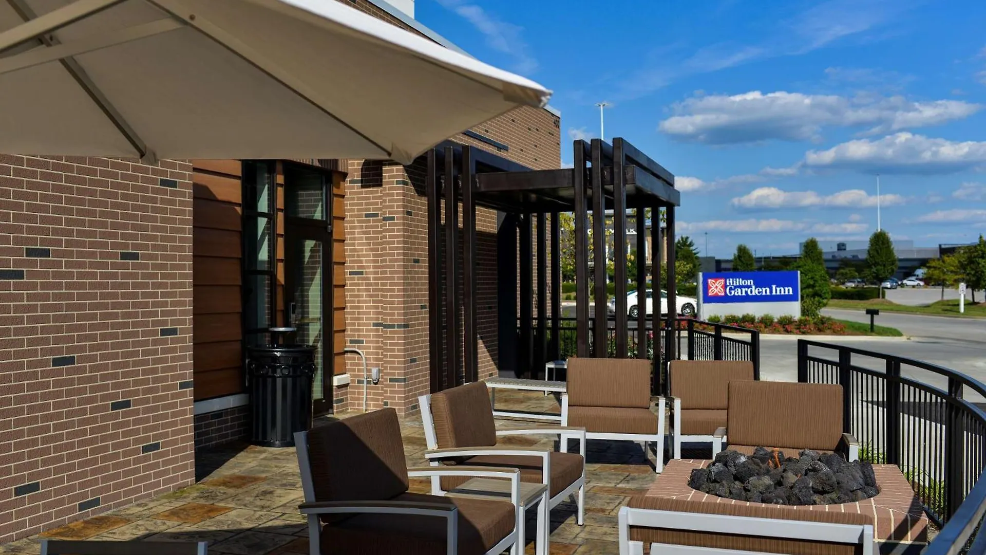 Hilton Garden Inn Louisville Mall Of St. Matthews 3*,
